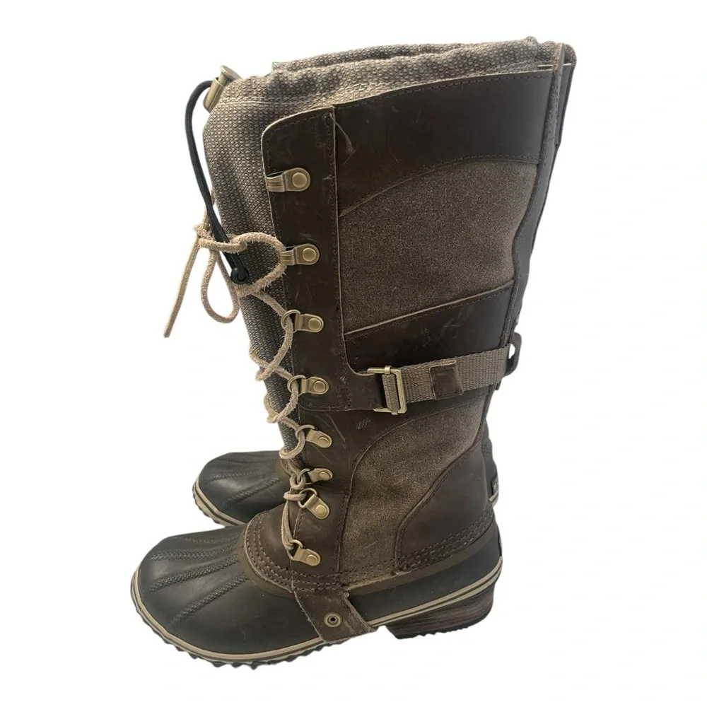 Sorel Brown and Tan Lace-Up Winter Boots